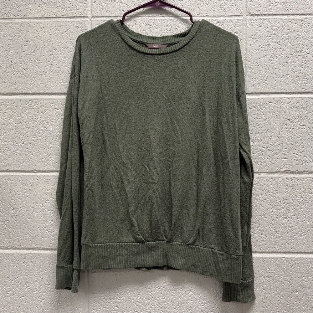 Rumi + Ryder‎ Girls XL Olive Sweatshirt Fits Women’s Small